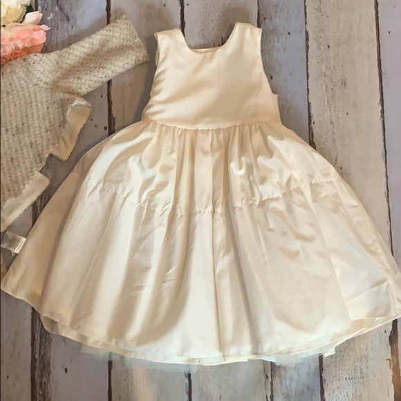 Pippa and Julie cream dress with cardigan - Picture 7 of 8